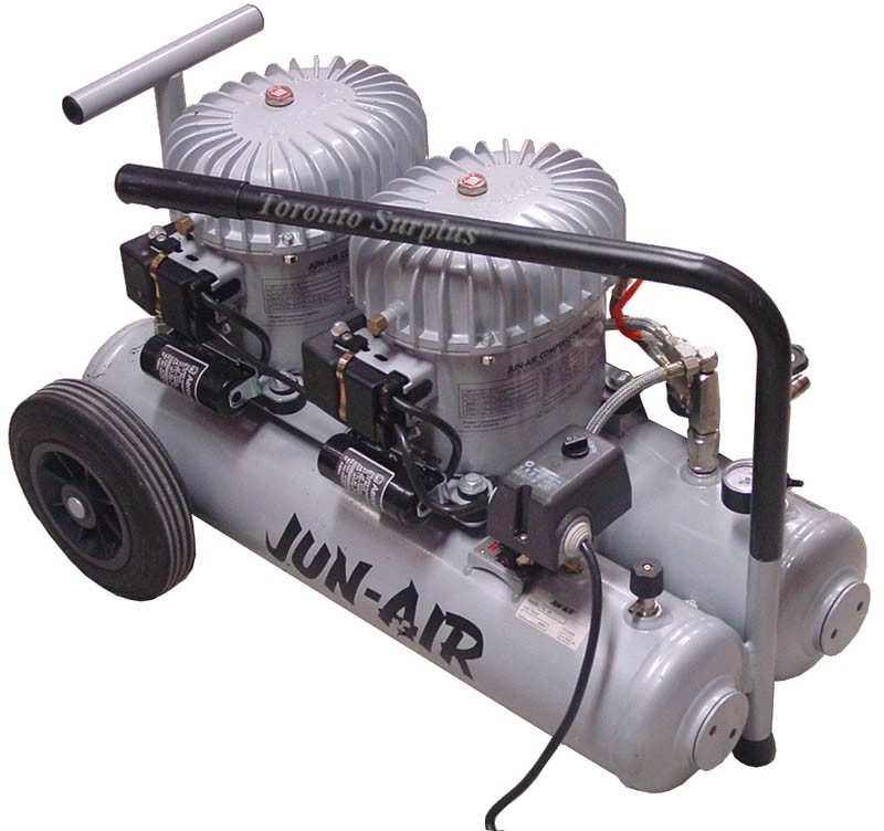 Jun-Air 12-20 Compressor 20L/5.3 US Gal, Max Pressure 8 bar/120 psi