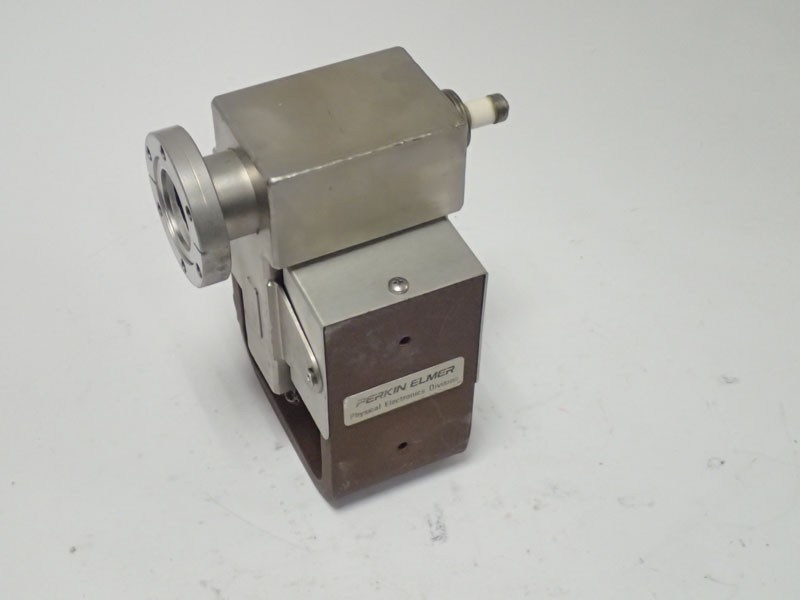 Perkin Elmer Physical Electronics Division A1524 Magnetic Vacuum Pump 