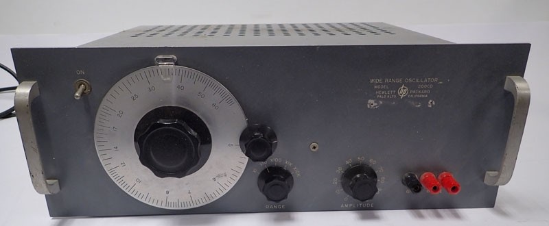 HP 200CD / Agilent 200CD Wide Range Oscillator
