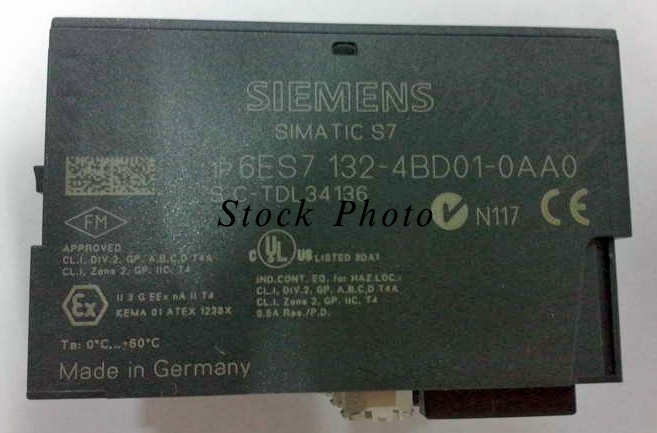 Siemens Simatic 6ES7 132-4BD01-0AA0 PLC Digital O/P Module 24VD 