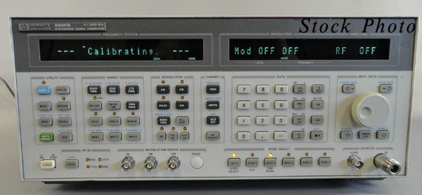 HP / Agilent 8665B High-Performance RF Synthesized Signal Generator / Source, 0.1 to 6 GHz, Opt 001 Opt 004