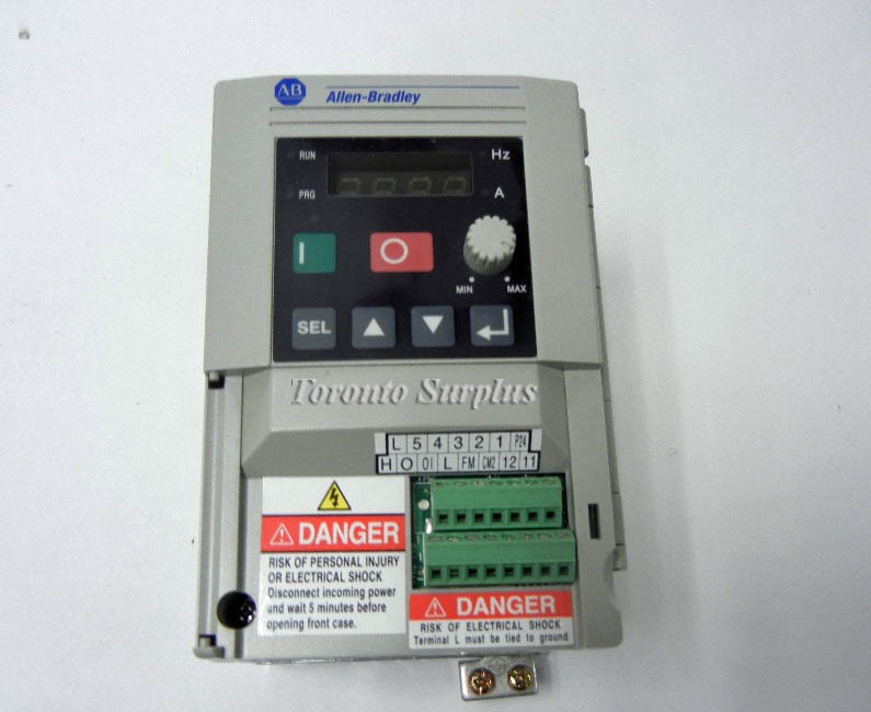 Allen Bradley Bulletin AC Drive 161S-AA 02NPU / 161SAA02NPU Ser. B,  FRN 2.001, 200-240V, 60Hz