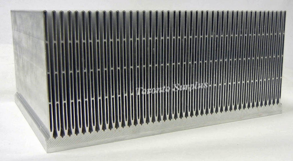 Ferraz Shawmut Extruded Aluminum Heat Sink 11.75''x8.875''x5.25'' with mounting holes