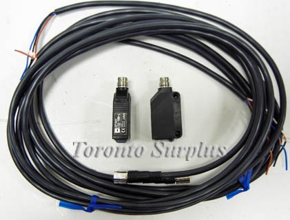 Omron Thrubeam Photoelectric Sensors E3Z-T86A-L/ E3ZT8AL & E3Z-T86A-D/ E3ZT86AD