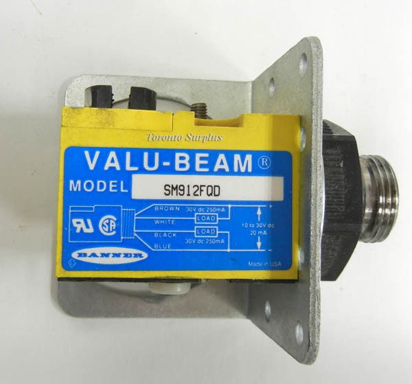 Banner VALU-BEAM SM912FQD Bipolar NPN/PNP DC-Powered Sensor