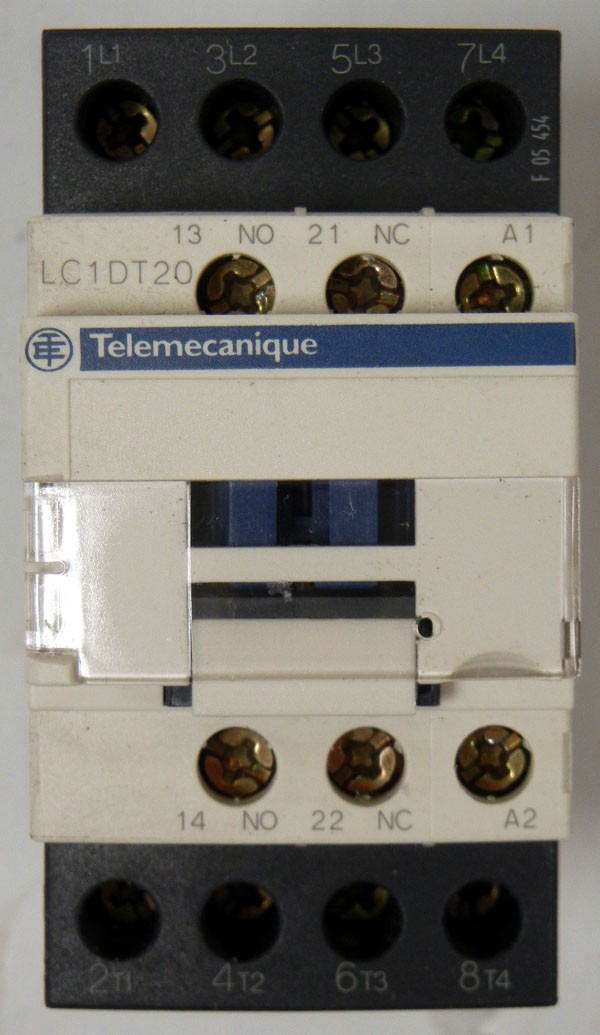 Telemecanique LC1DT20 / LC1D, Contactor, D-Line, Type D, 4 Pole, AC-1, 20 A, 1 N.O. + 1 N.C. Instantaneous Auxiliary Contacts