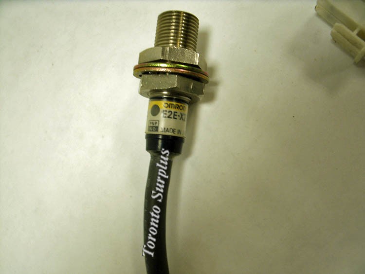 Omron E2E -X2F1