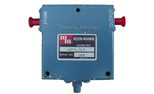 Western Microwave 2JC-2088, 200 W CW Circulator / Isolator 700 to 1000 MHz, 17 dB, Type SMA Connectors