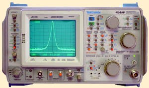 Tektronix 494P Programmable Spectrum Analyzer, 10-21 GHz with GPIB & OPT 13