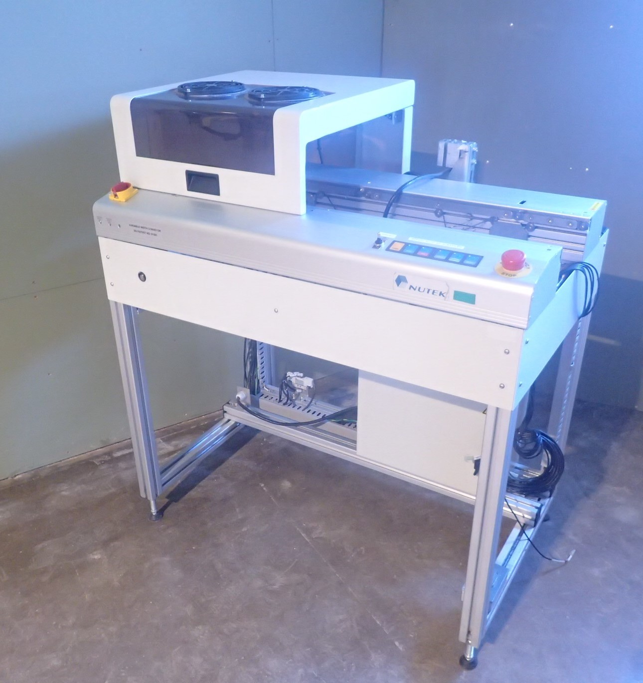 NuTek NTM410M-1000-2 Single-Track, Medium-Width Linking Conveyor