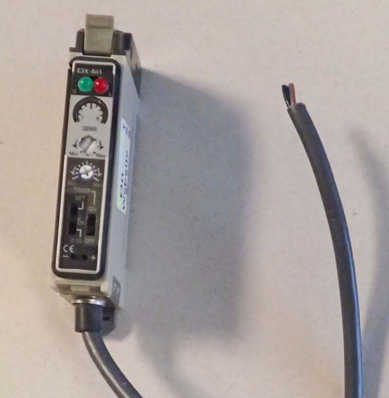 Omron E3X-A51 Fiber Optic Sensor