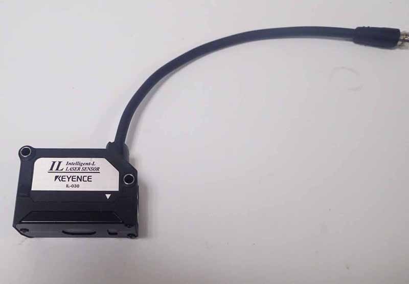 Keyence IL-030 Intelligent-L Laser Sensor Head 4 Pin