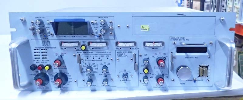 Microdyne 1100-AR Telemetry Receiver Rackmount Chassis with Plug-Ins