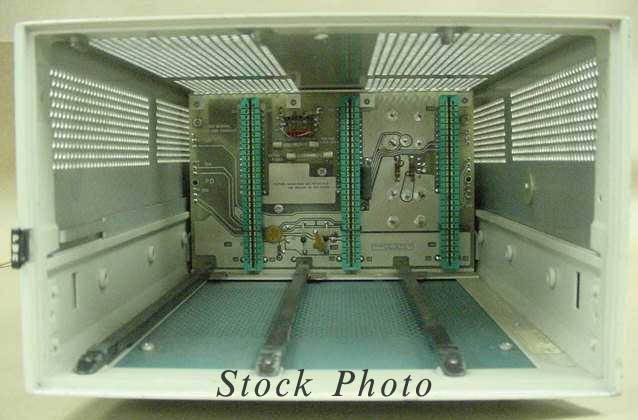 Tektronix TM503 / TM 503 Mainframe, 3 Plug-In Slots (single-width) for 500 Series Plug-Ins