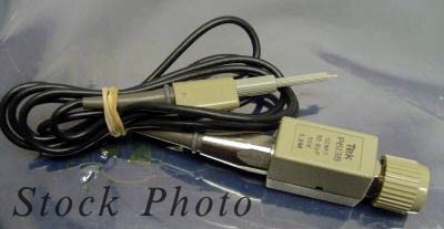 Tektronix P6136 P6136 350 Mhz, 10X, 1.3 Meter Passive Voltage Probe for use with Tektronix 2400 