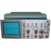Tektronix 2235 - 100MHz Oscilloscope Portable OPT 002 Pouch