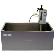 VWR Scientific Heated Water Bath with Haake E51 Immersion Heater Circulator Controller