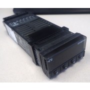 Omega DPi32-C24-DC Digital Programmable Temperature 