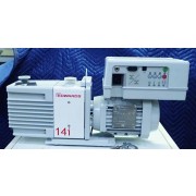 Edwards nRV14i Two Stage Oil Sealed Rotary Vane Pump 100-240 Vac