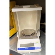 Mettler PB153-S / PB153S