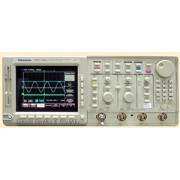Tektronix TDS744A / TDS 744A - 500 MHz, Color Digitizing Oscilloscope, 4 Trace OPT 13/1F/2F/1M