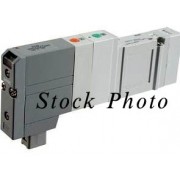 SMC SV2200-5FU / SV22005FU Series SV2200 Series SV2200 2 Position Double Solenoid Valve with Light/Surge voltage Suppressor